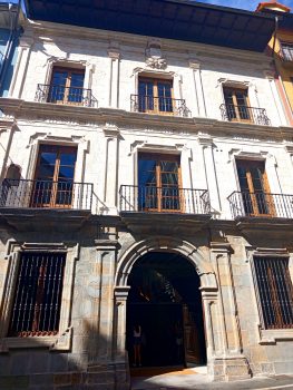 EL PALACIO DE MARQUÉS DE ROZALEJO: UN LUGAR PARA LA MEMORIA